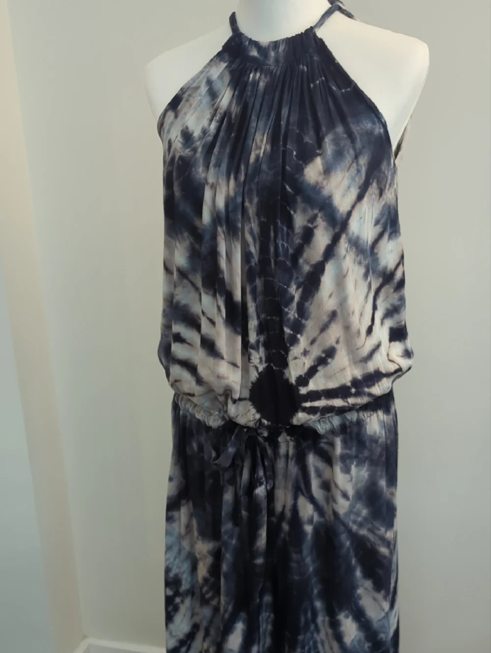 Balinese Handmade Tie-Dye Halter Drawstring Maxi Dress - Indigo & Off-White - Picture 2 of 7